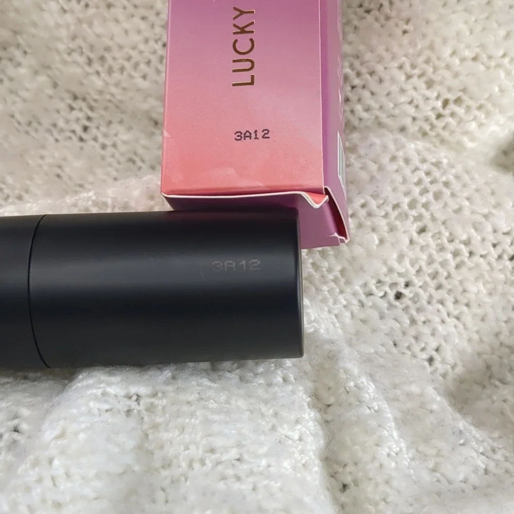 LUCKY CHICK Lip And Cheek Multi Stick in Lucky Days, 8g/0.28oz